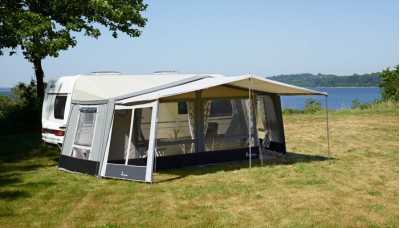 Isabella Mini Eclipse Sun Canopy with optional side installed
