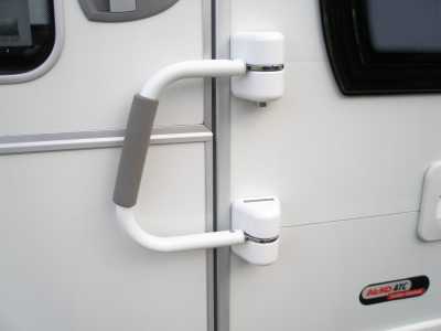 Milenco Hand Rail Mounting Kit