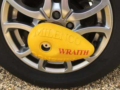 Wraith wheel lock by Milenco
